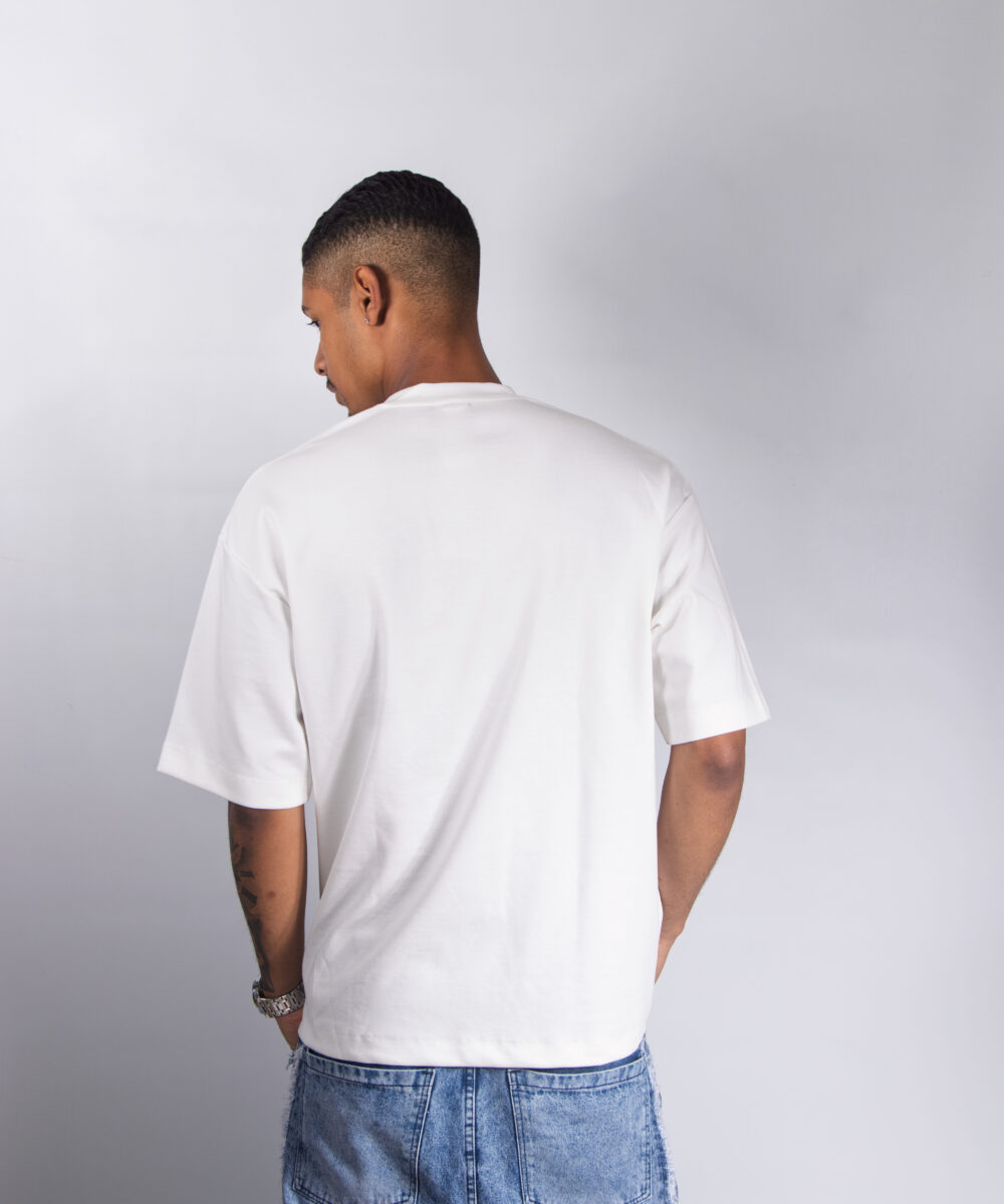 camiseta oversize genesis vainilla
