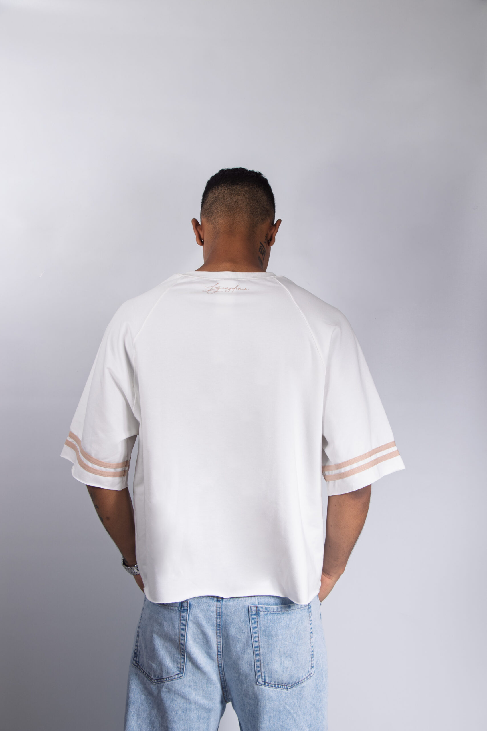camiseta moon oversize hombre vainilla camiseta moon oversize hombre vainilla