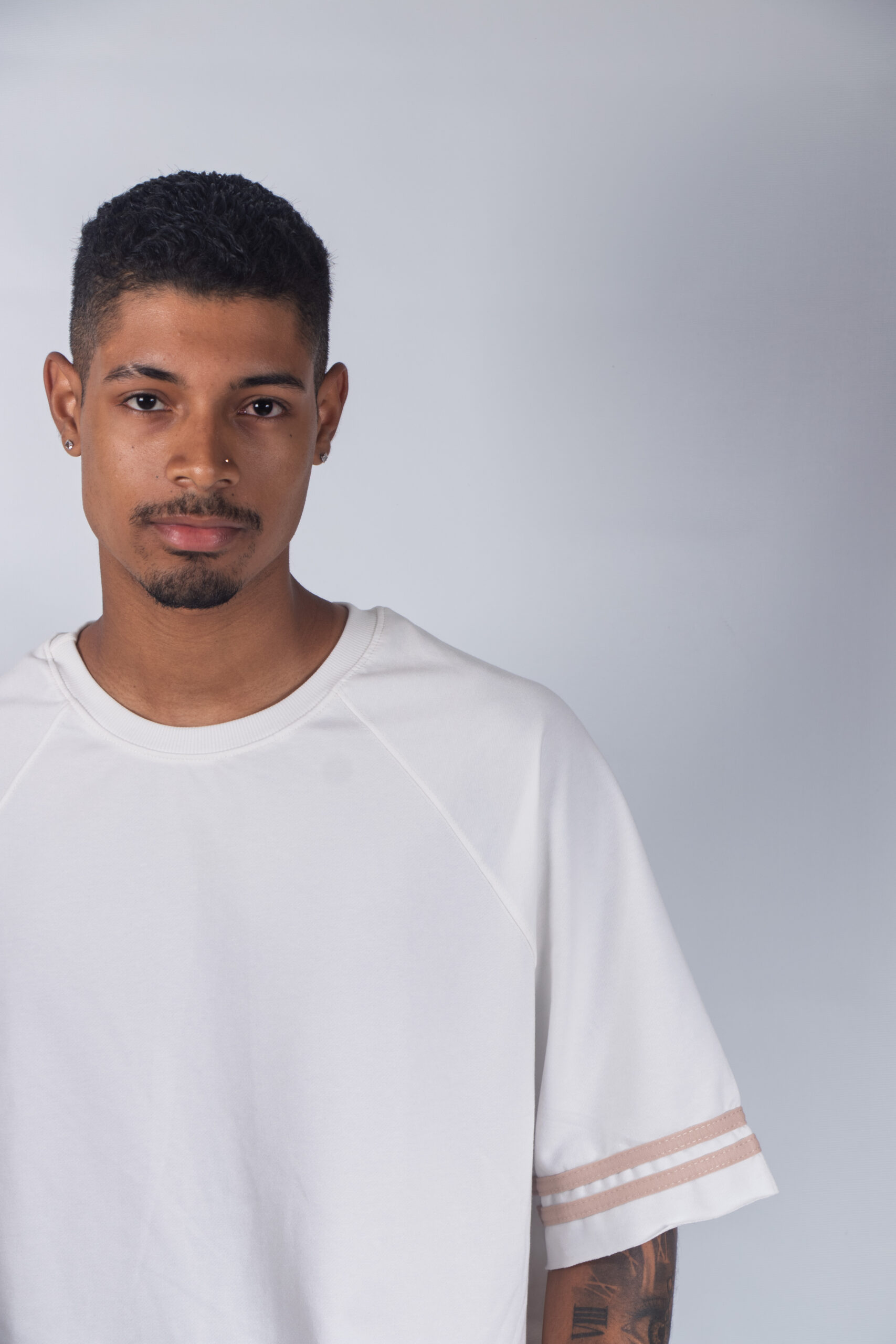 camiseta moon oversize hombre vainilla camiseta moon oversize hombre vainilla