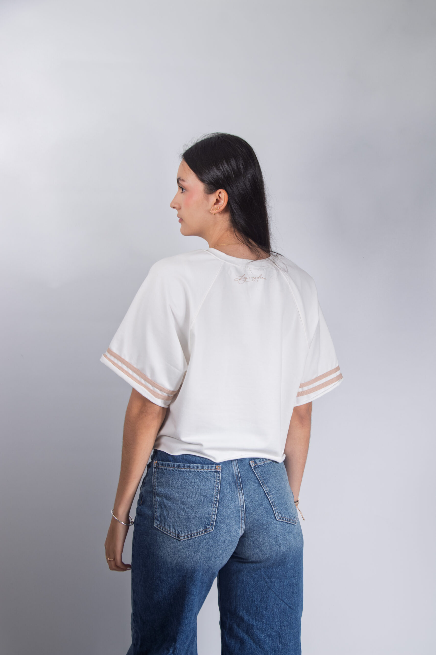 camiseta moon oversize dama negra camiseta moon oversize dama negra