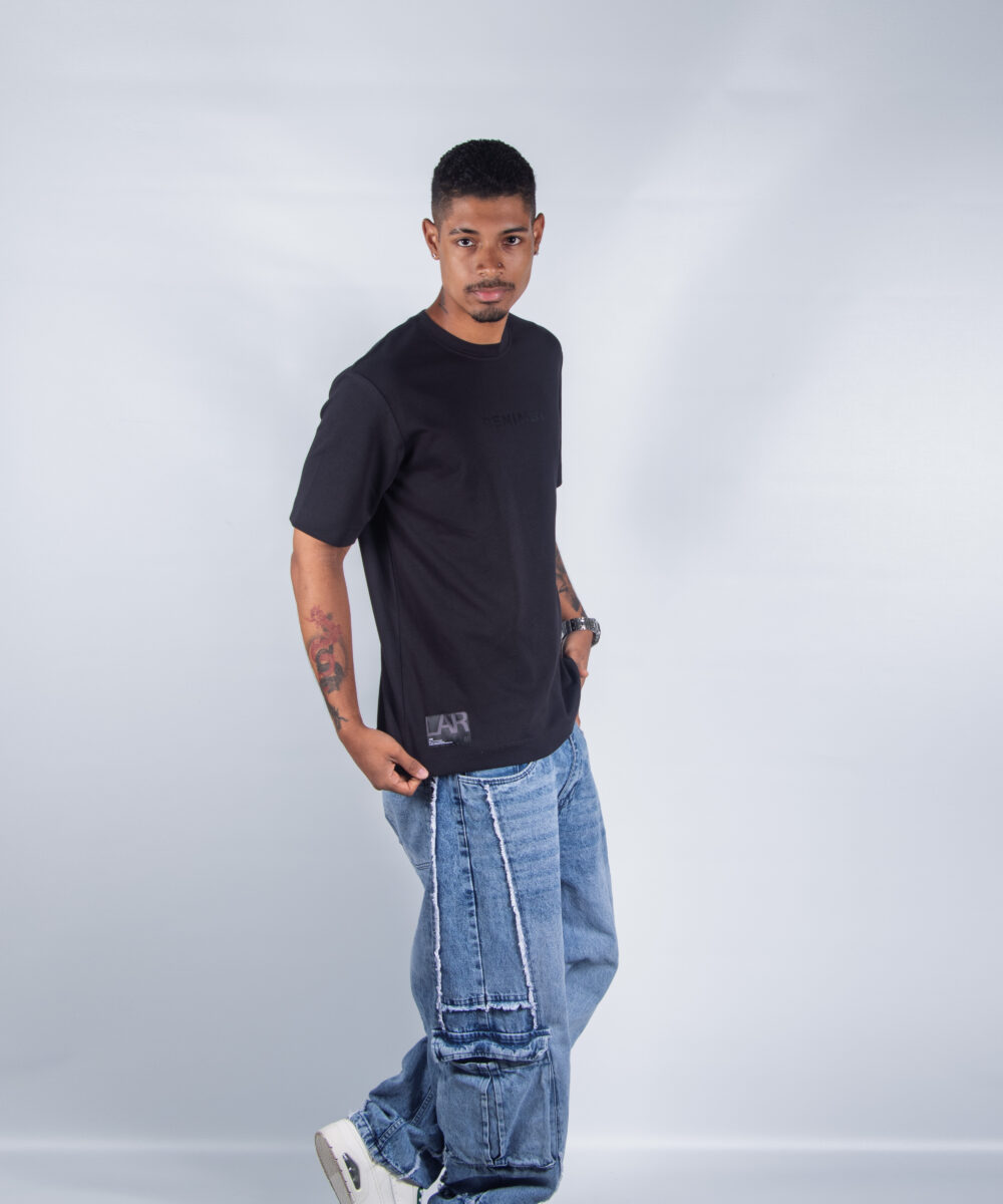 camiseta servant regular negra (copia)