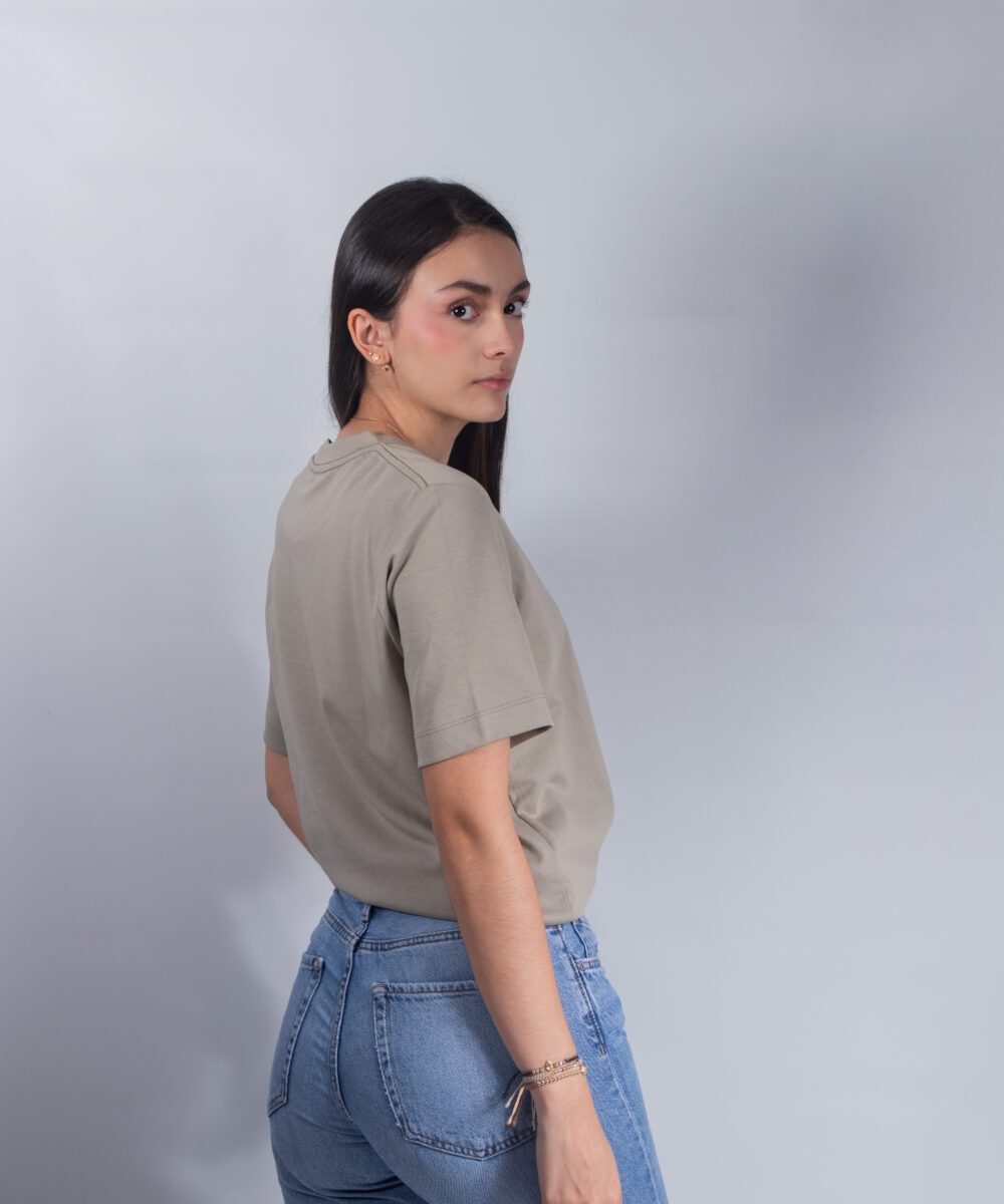 servantshop.co | On The Way camiseta servant regular taupe (copia)