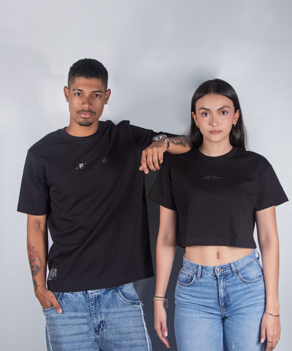 camiseta servant regular negra 81
